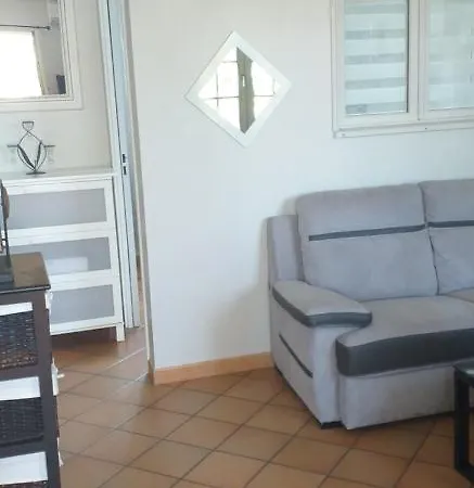 Апартаменты Sur Le Quai De Port Фрежюс