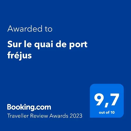 Apartment Sur Le Quai De Port Fréjus